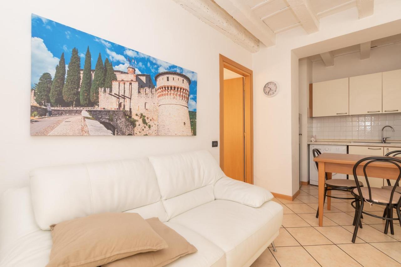 Appartamento Bilocale 1 Piazza Vittoria - Affitti Brevi Italia Brescia Exteriör bild